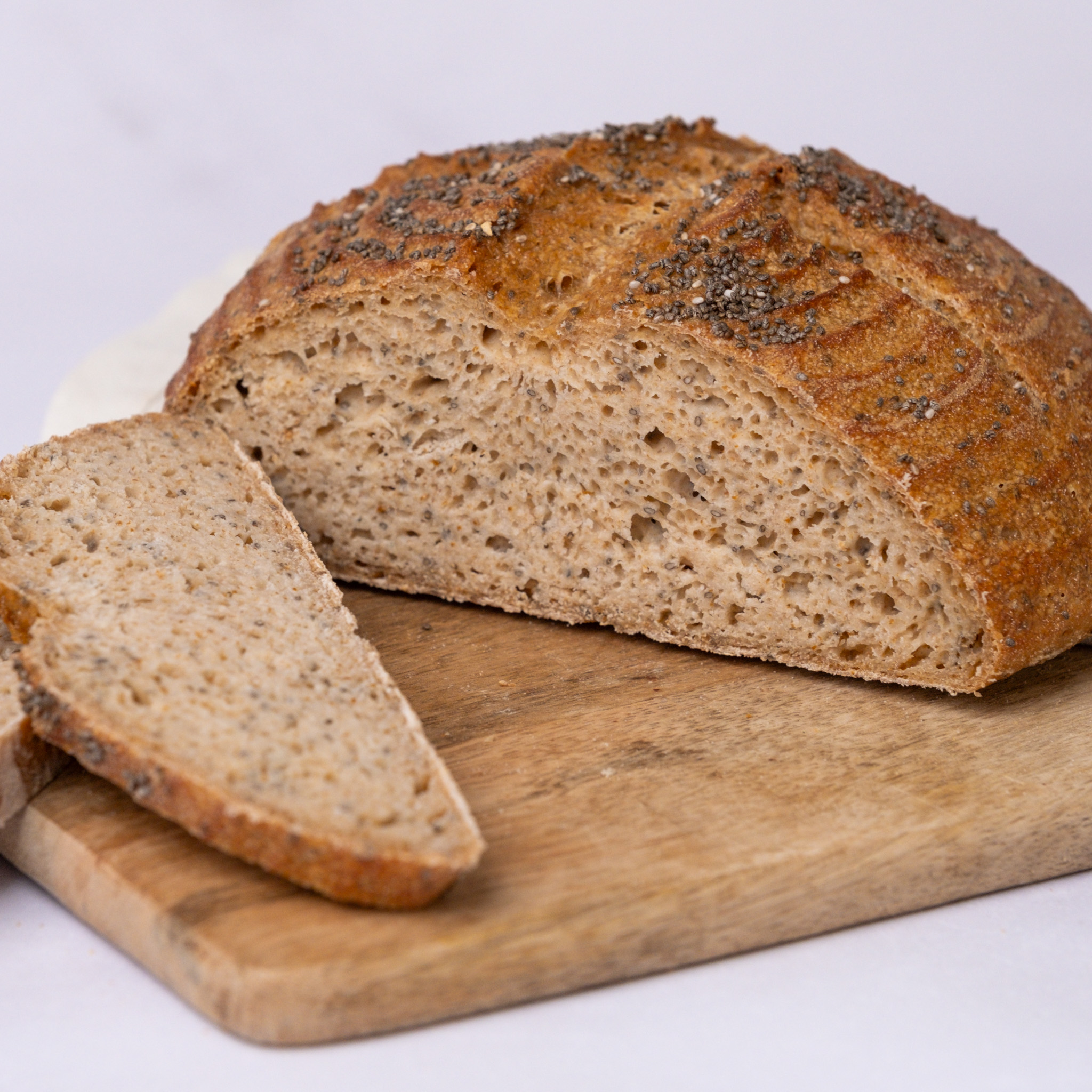 glutenfreies_Chiasamenbrot_Bio_Qualität_2 glutenfreies-chiasamenbrot-bio-vegan-isabella-glutenfreie-patisserie