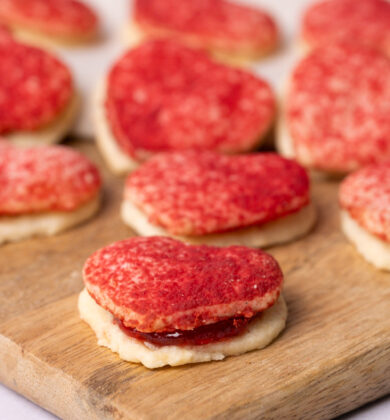 glutenfreie Himbeer Herzen, glutenfreies veganes Gebäck, Isabella Glutenfreie Patisserie