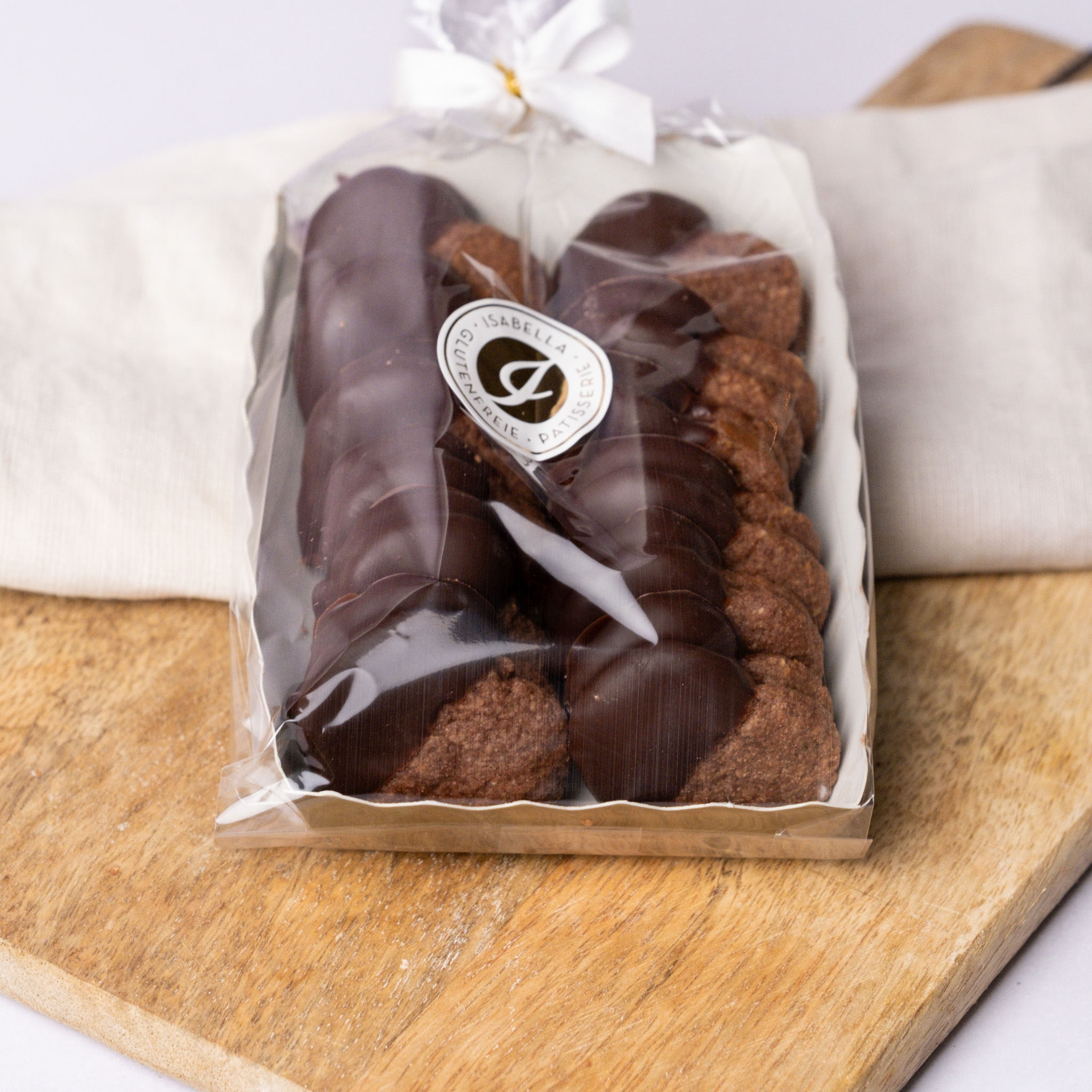 Nuss_Nougat_Herzen_4 glutenfreie-nougat-herzen-isabella-glutenfreie-patisserie