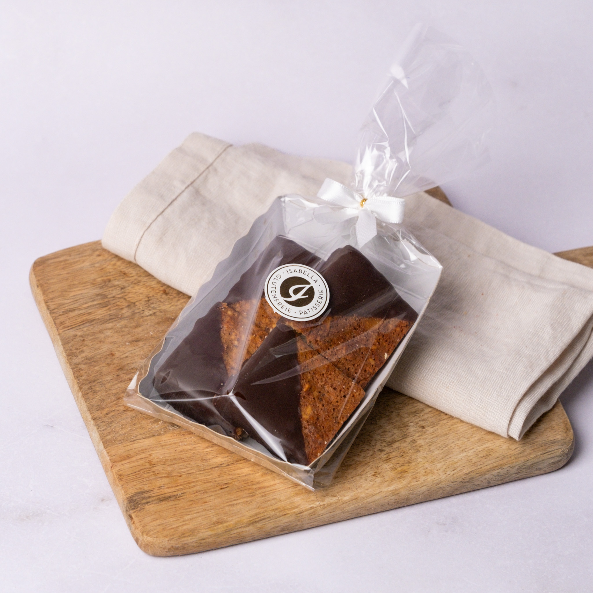 Nussecken_4 glutenfreie-nussecken-isabella-glutenfreie-patisserie