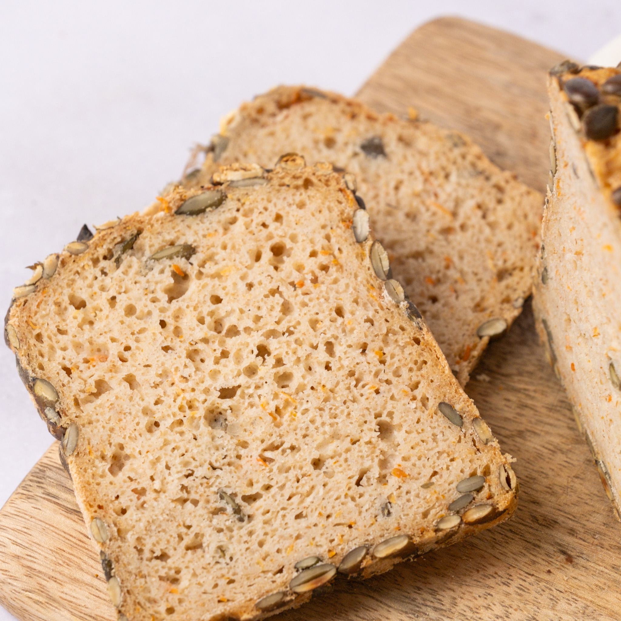 Karotten_Kürbiskern_Brot_3 glutenfreies Karotten-Kürbiskern Brot